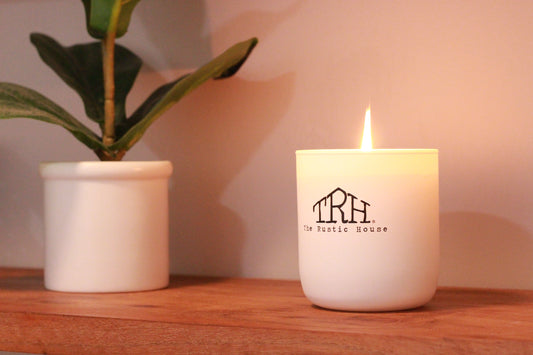 Seasonal Scent Pairing Guide: Discover the Perfect Fragrances for Every Time of Year