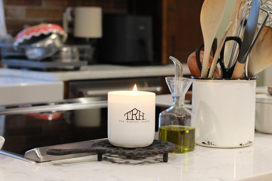 Transitioning Your Home from Fall to Holiday Scents